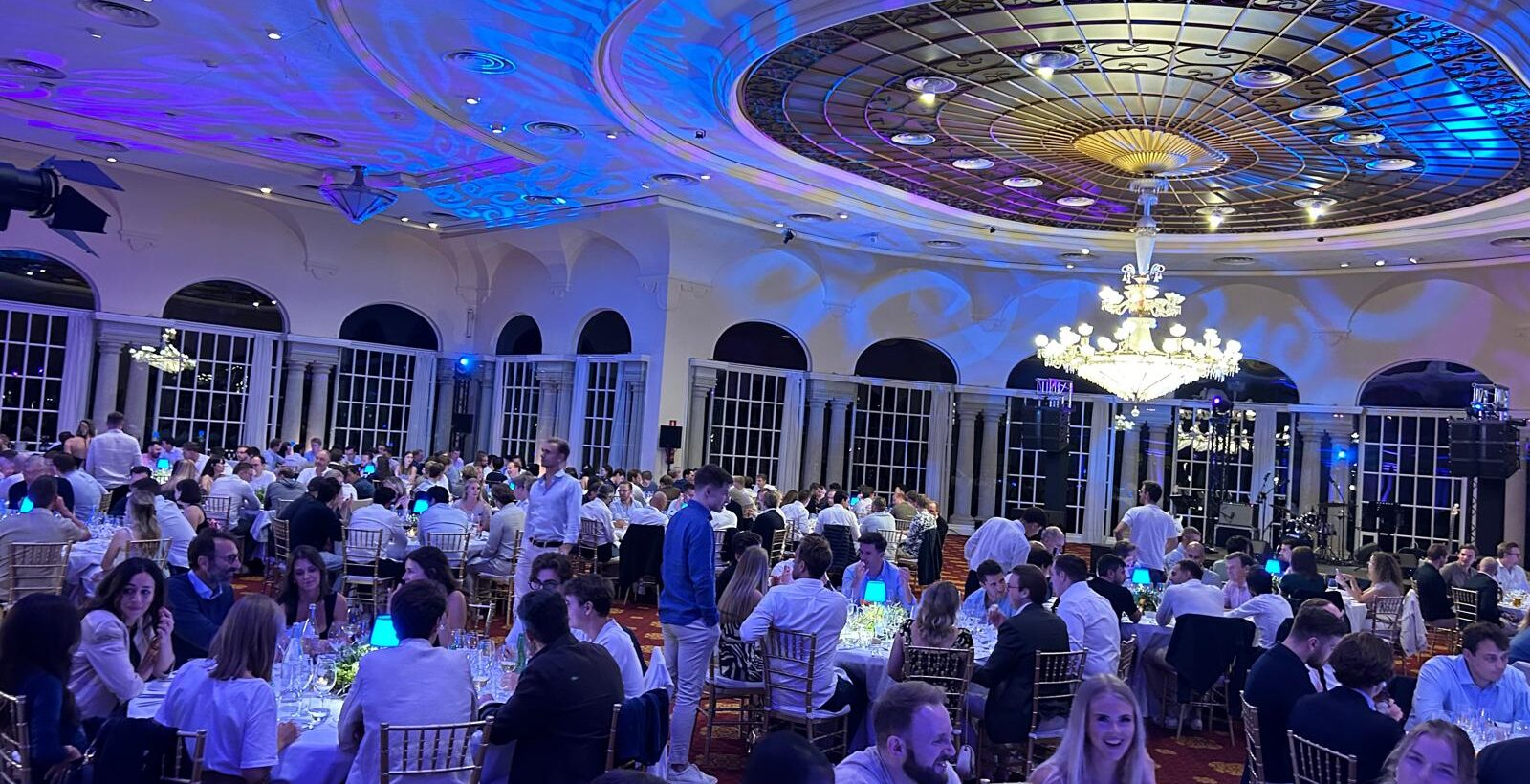 artista en evento corporativo